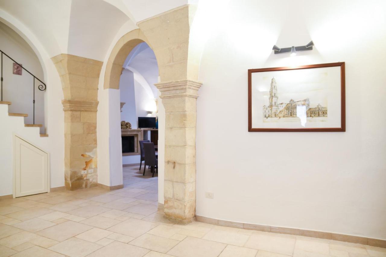 Milestone Inn Lecce Bagian luar foto
