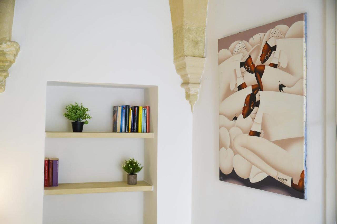 Milestone Inn Lecce Bagian luar foto