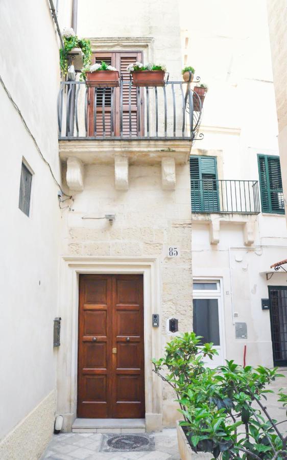 Milestone Inn Lecce Bagian luar foto